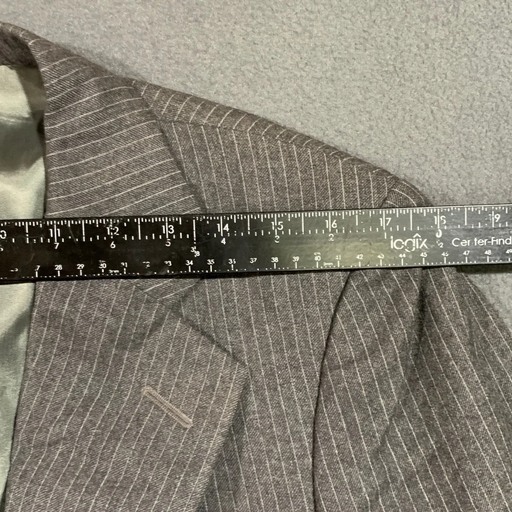 VTG Famous Barr Men's 42R Gray Pinstripe Virgin Wool Blazer Business Suit Jacket